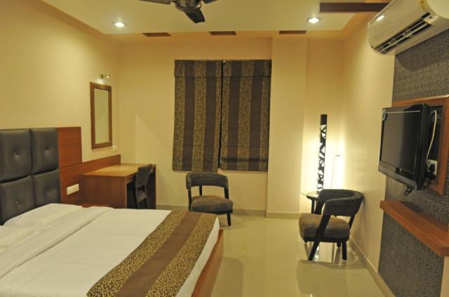 Hotel Data Inn Ajmer Habitación foto